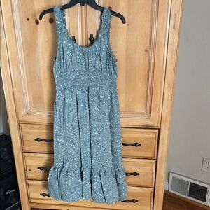 Floral Blue Sleeveless Dress